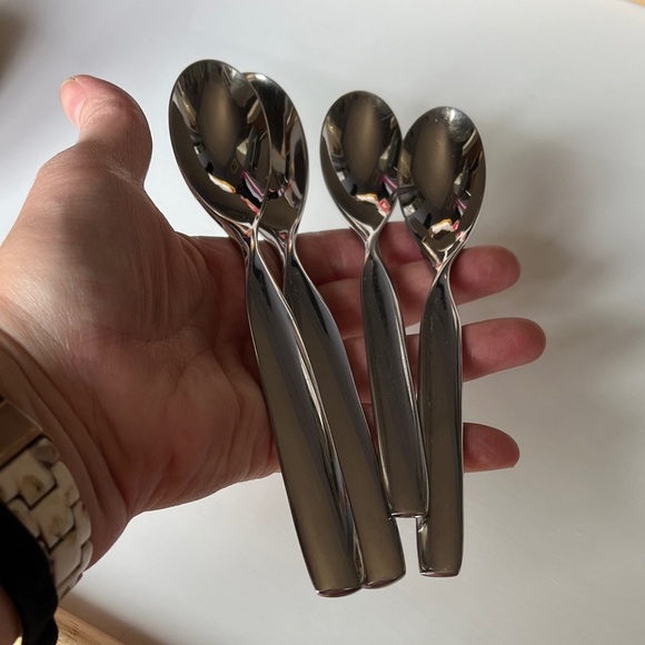 Sasaki Ward Bennett Omni
Stainless Flatware Modernist Soup Spoons Teaspoons - Picture 5 of 7